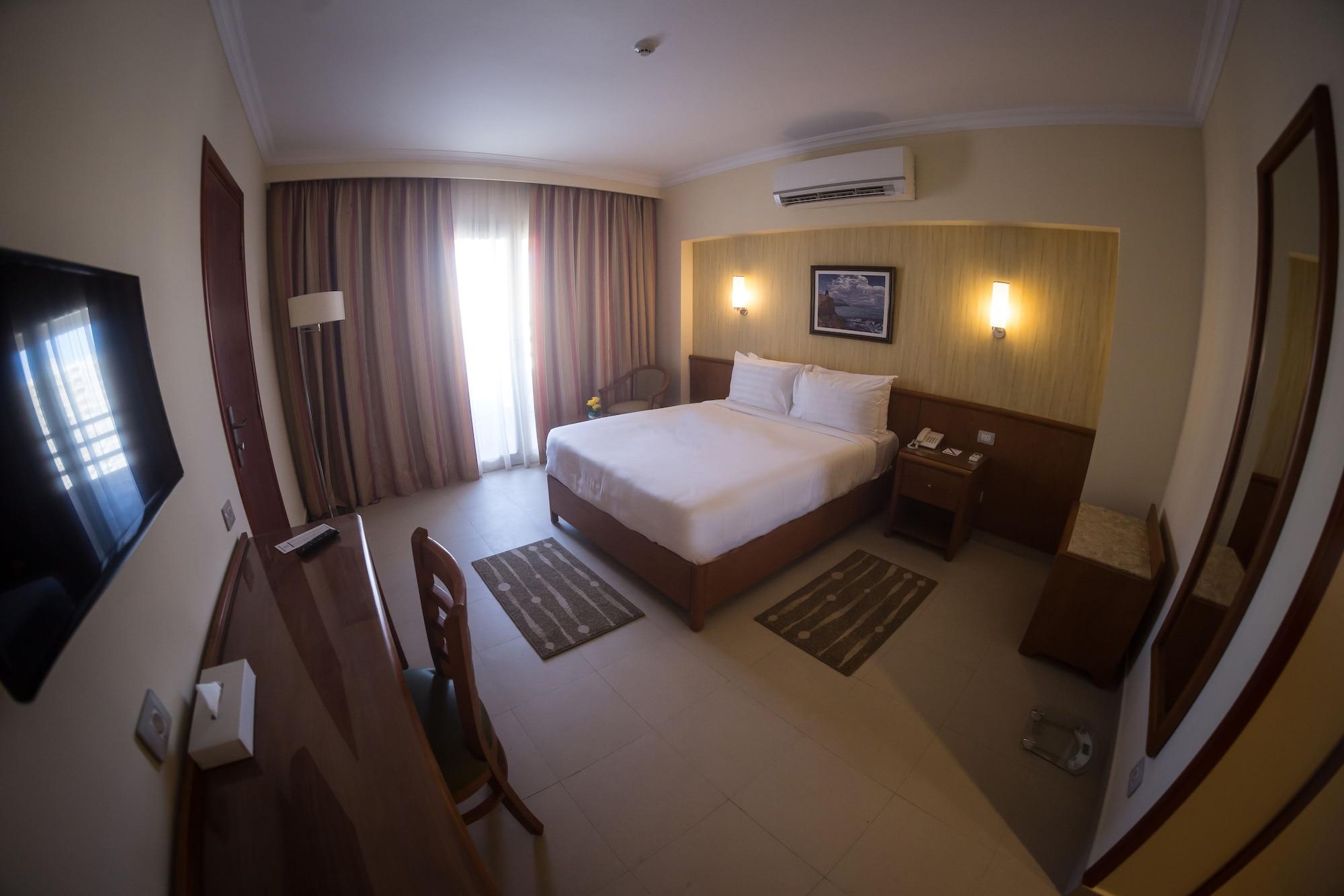 The Grand Plaza Hotel Smouha Alessandria Esterno foto