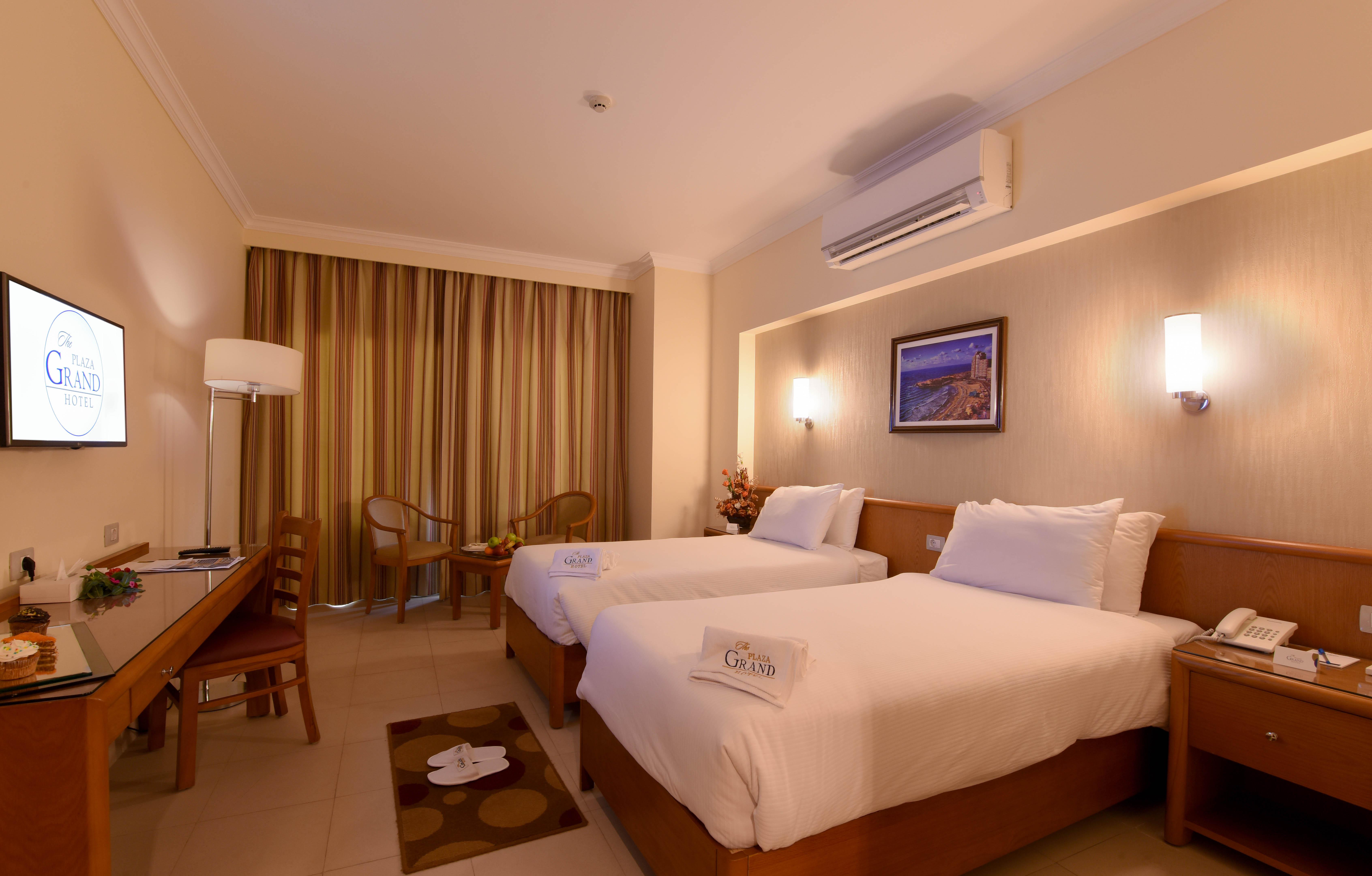 The Grand Plaza Hotel Smouha Alessandria Esterno foto