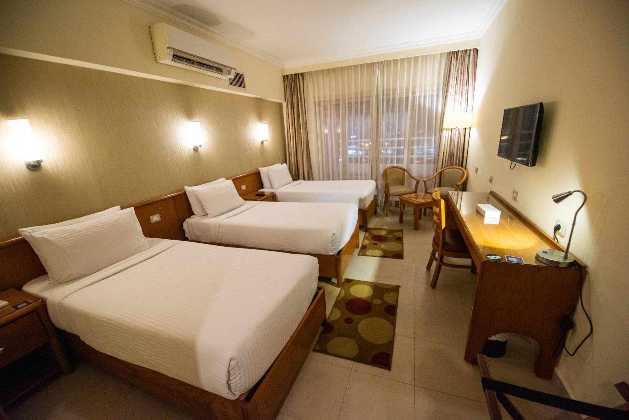 The Grand Plaza Hotel Smouha Alessandria Esterno foto